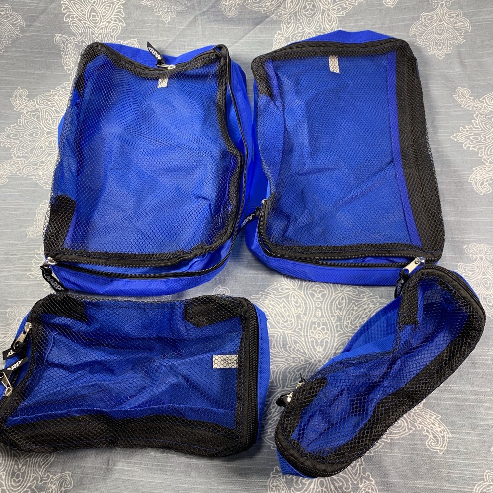 4 piece travel cube set